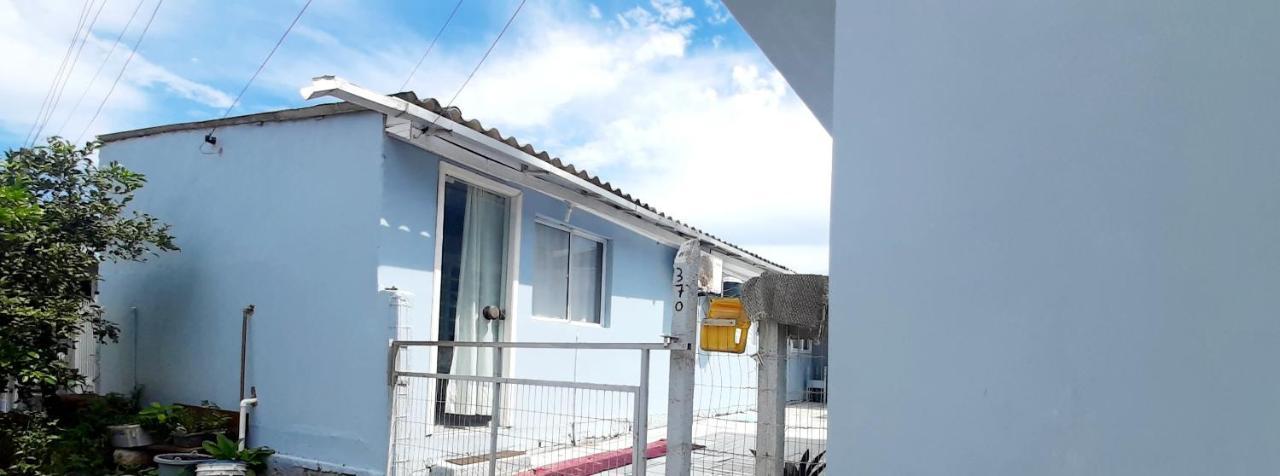 Kitnet K1: Beachfront Superhost In Torres-rs Torres